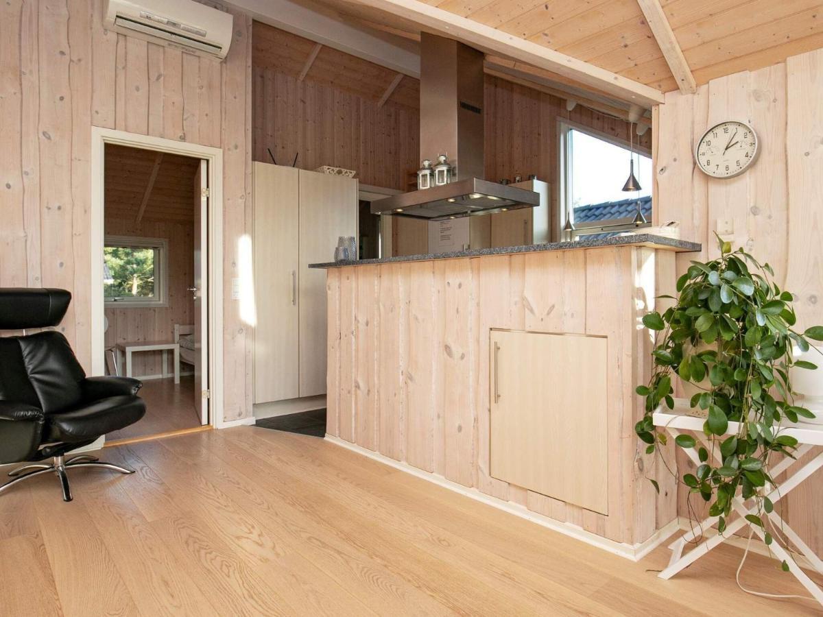 Three-Bedroom Holiday Home In Rodby 38 Kramnitse Exteriér fotografie