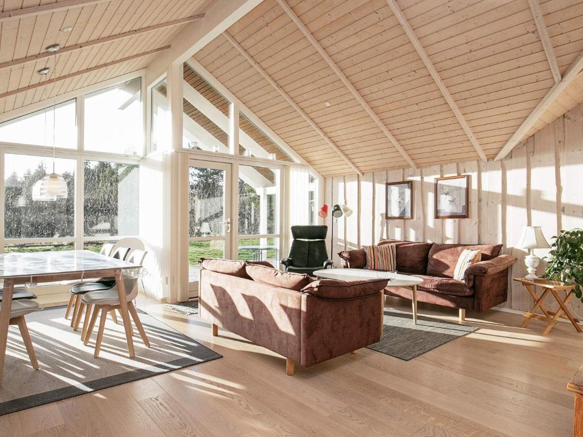 Three-Bedroom Holiday Home In Rodby 38 Kramnitse Exteriér fotografie