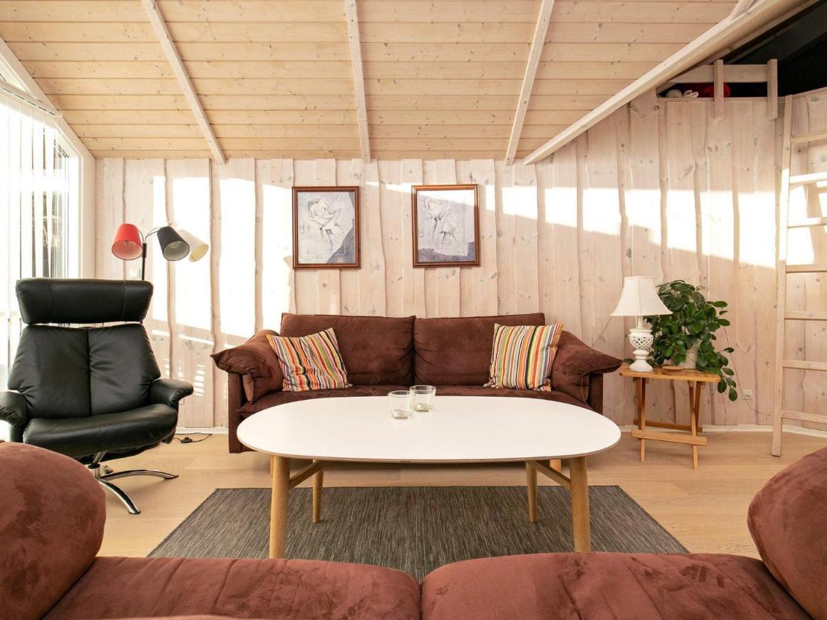 Three-Bedroom Holiday Home In Rodby 38 Kramnitse Exteriér fotografie